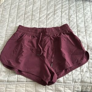 Stori Shorts
